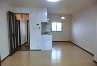 ベルクレエ長江 １０３号室サムネイル