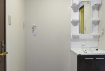 ベルクレエ長江 ２０２号室サムネイル