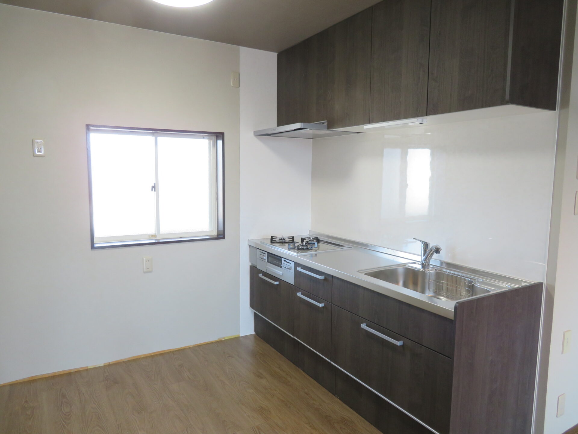 ベルクレエ長江 ２０２号室