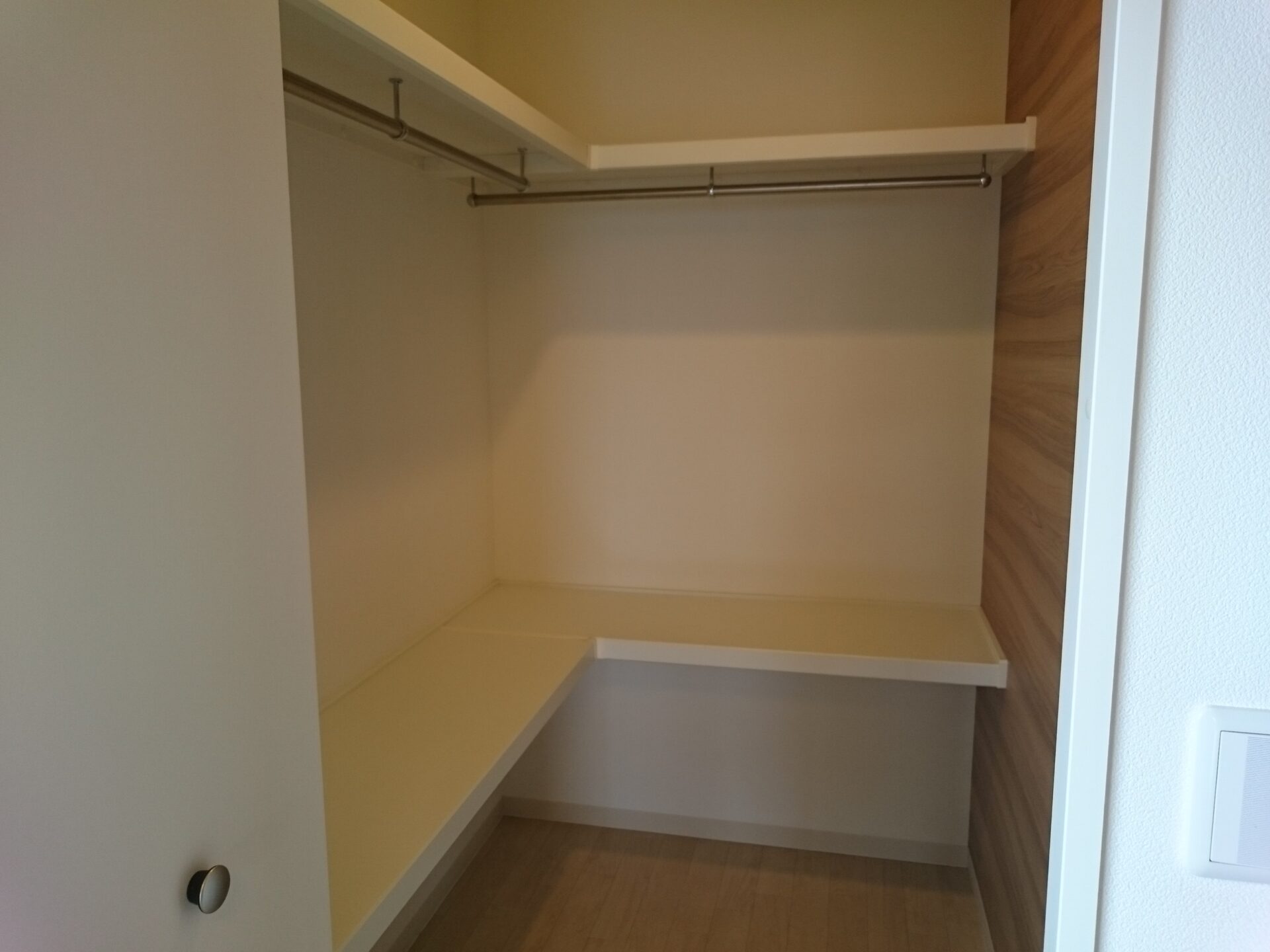 ラ・テール　２０１号室