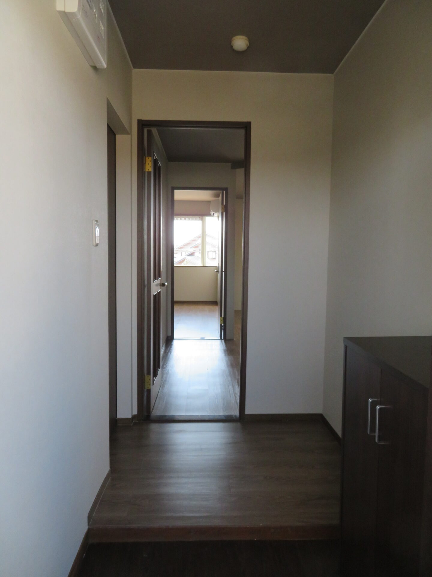 ベルクレエ長江 ２０２号室